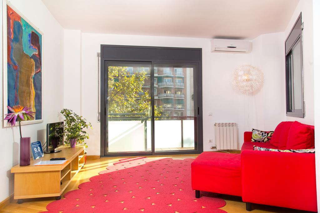 New & Sunny Apartment Barcelona Buitenkant foto