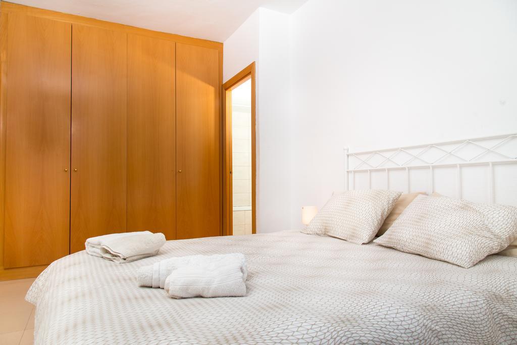 New & Sunny Apartment Barcelona Buitenkant foto