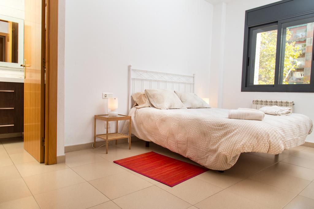 New & Sunny Apartment Barcelona Buitenkant foto